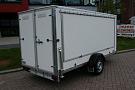 Surfplank gesloten aanhangwagen
