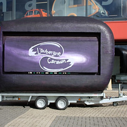 Foodtruck met nieuw chassis