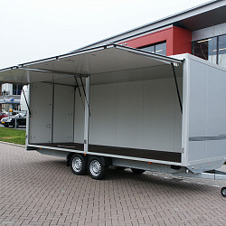 Humbaur gesloten wagen met grote zijklep