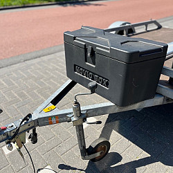 Tweedehands Motortrailer / 2 Motoren