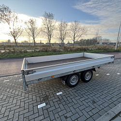 Hapert Plateauwagen / 2700kg