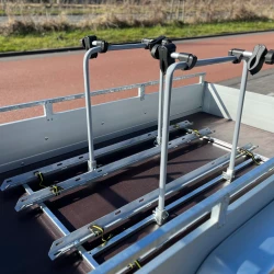 Bakwagen met demontabel fietsenframe