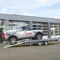 Henra Autotransporter 2as 553x222cm 3000kg