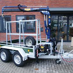 Bakwagen met laadkraan