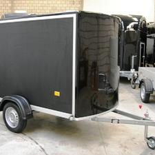 Debon Roadster 255 Plywood  / 1300kg