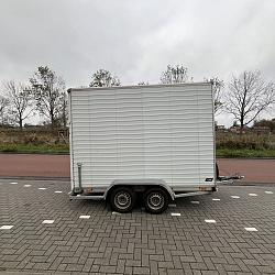 Bloemen aanhangwagen Oosterwijk