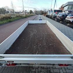 Hapert Plateauwagen / 2700kg