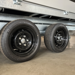 Henra kipper KP273018 / 2700kg 