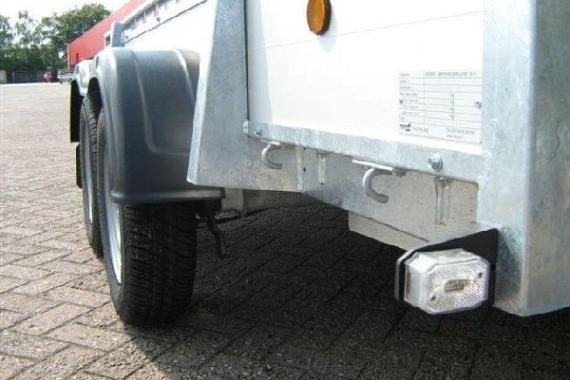 Henra bakwagen BA273013 2as geremd 307x135 cm 2700kg