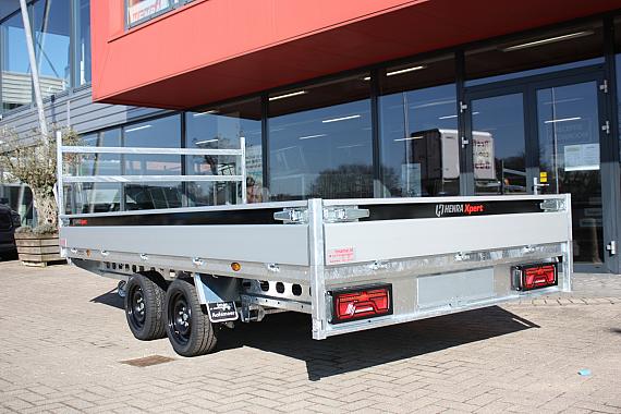 Henra Xpert plateauwagen 3x1500kg-as geremd 453x202x30cm 3500kg