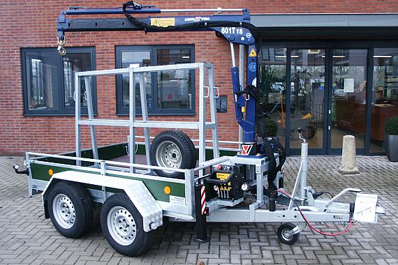 Bakwagen met laadkraan