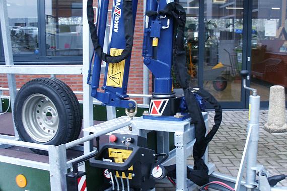 Bakwagen met laadkraan