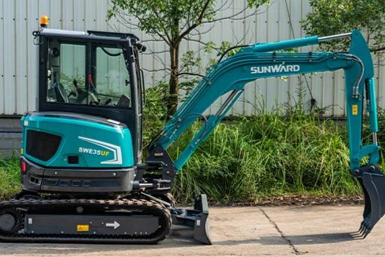 BMS-Sunward SWE35UF 3,5 Tons Minigraver Binnendraaier