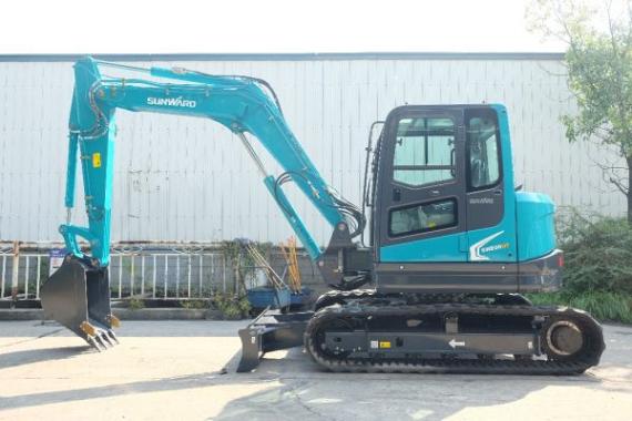 BMS-Sunward SWE90UF 8,5 Tons Minigraver