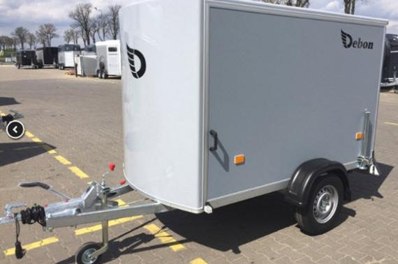 Debon Roadster 255 Plywood  / 1300kg