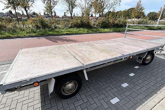 Schamel aanhangwagen / 2000kg 