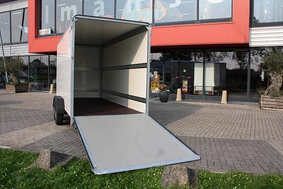 Henra Bloemenwagen/ verhuiswagen 1095