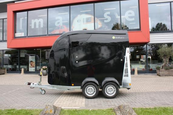 Careliner-S 1,5prds div.kleuren 336x135x236cm 1600kg