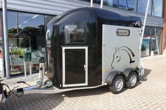 Cheval Liberté Gold One Alu 1,5 prds 320x140x230cm 1600kg