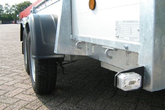 Henra bakwagen BA203015 2as geremd 307x155 cm 2000kg