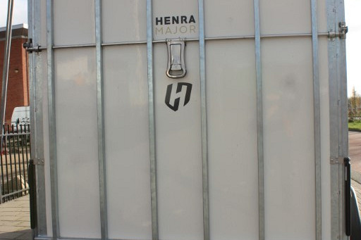 Henra gesloten bakwagen grote korting!!