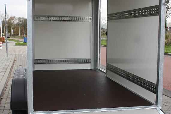 Henra gesloten bakwagen aanbieding!!