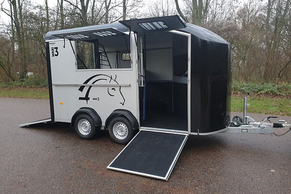  Cheval Liberté Maxi 4 / 3500kg