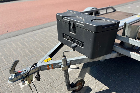 Tweedehands Motortrailer / 2 Motoren