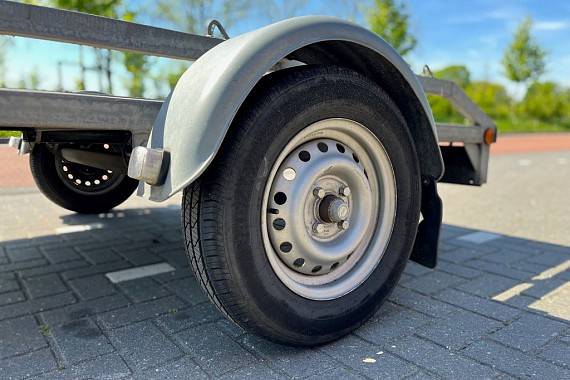 Tweedehands Motortrailer / 2 Motoren