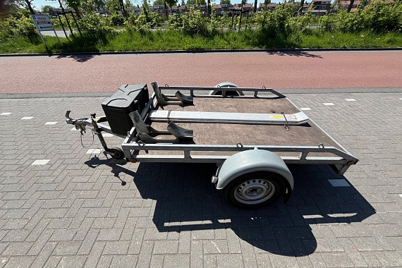 Tweedehands Motortrailer / 2 Motoren