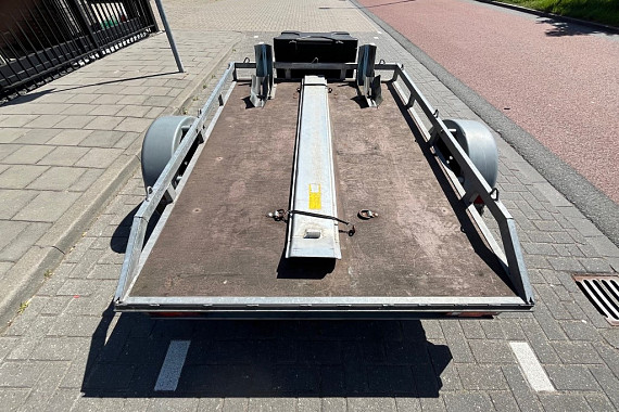 Tweedehands Motortrailer / 2 Motoren