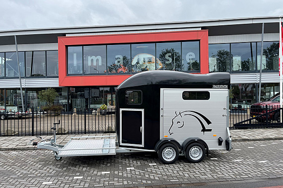 Koetsentrailer voor Menwagen