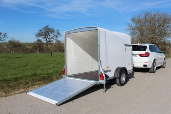 Debon Cargo 1300 Polyester wit + zijdeur / 1300kg