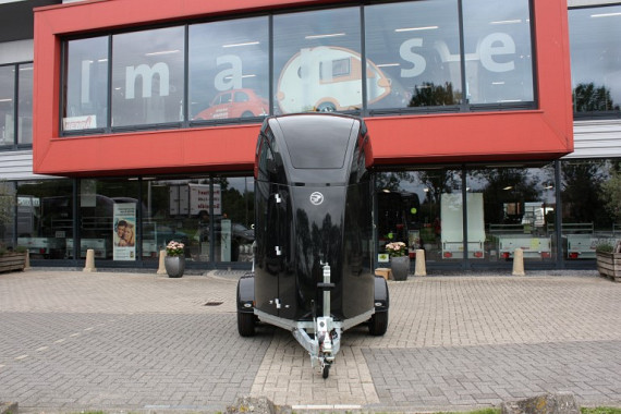 Bucker Careliner-S / 1600kg