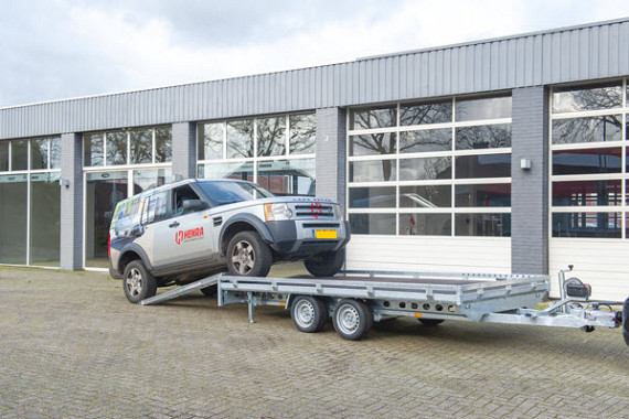 Henra Autotransporter 2as 401x222cm 2700kg