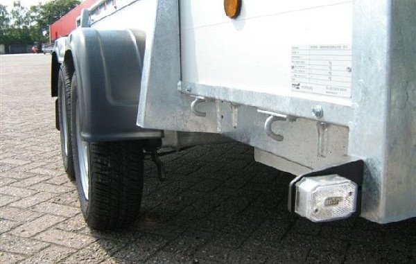 Henra bakwagen BA203013 2as geremd 307x135 cm 2000kg