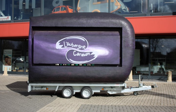 Foodtruck met nieuw chassis