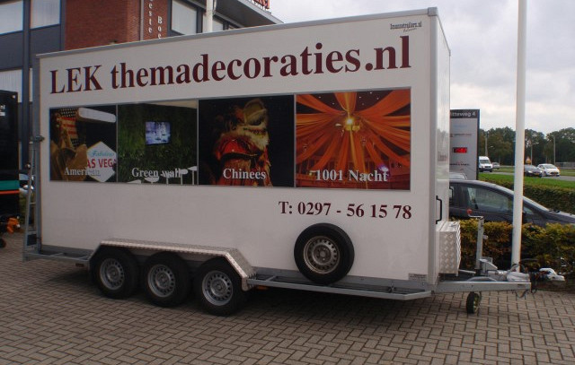 Aangepaste bloemenwagen