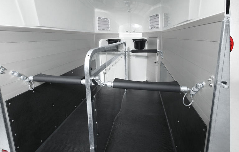 Humbaur Xanthos Alu Aero 2700S 2prds Alu 344x171x236 2700kg