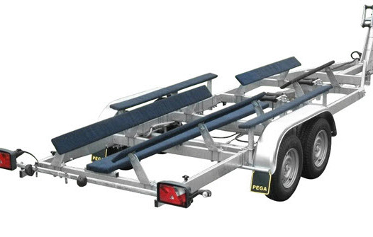 PEGA boottrailer voor trimarans