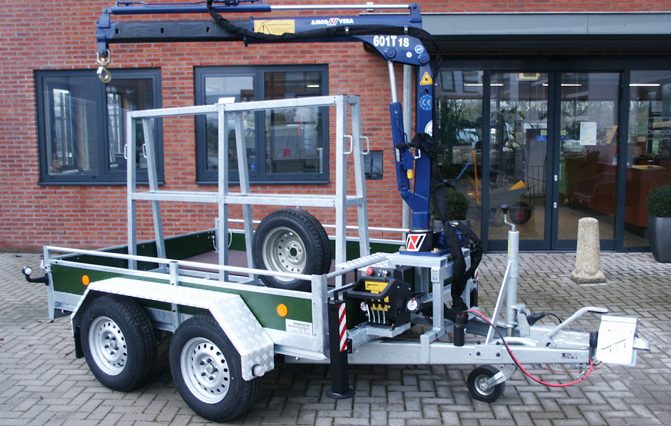 Bakwagen met laadkraan