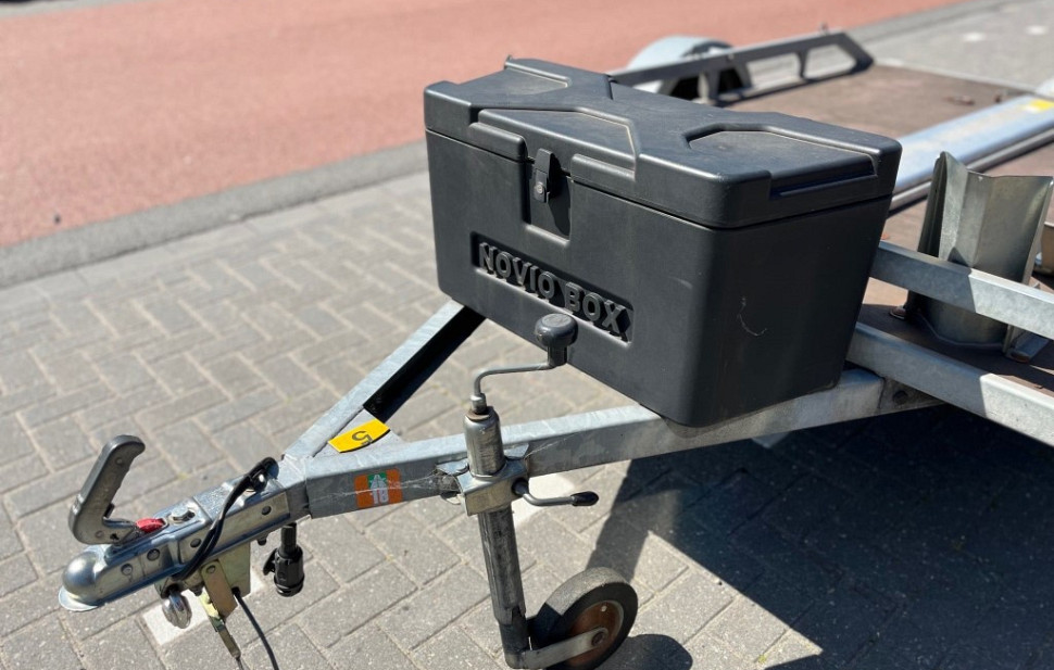 Tweedehands Motortrailer / 2 Motoren