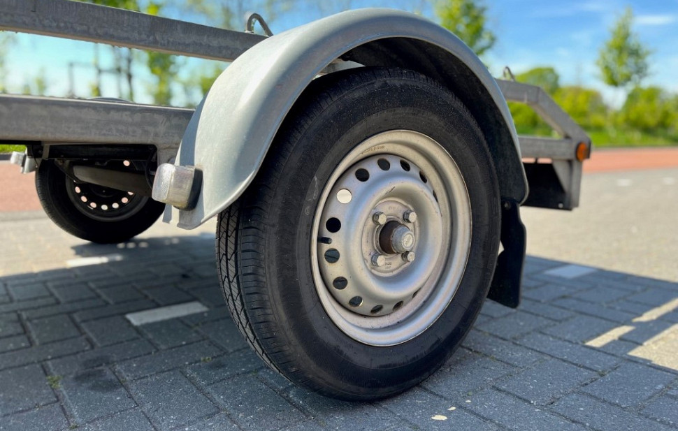 Tweedehands Motortrailer / 2 Motoren