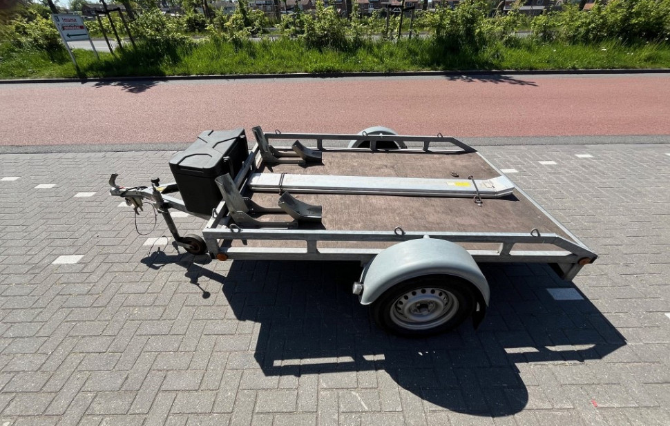 Tweedehands Motortrailer / 2 Motoren