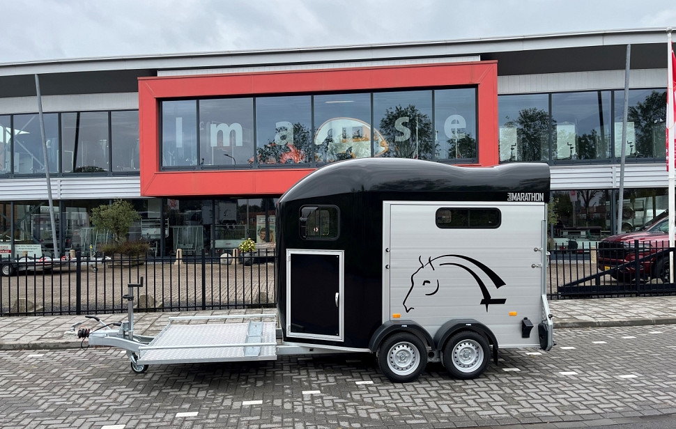 Koetsentrailer voor Menwagen