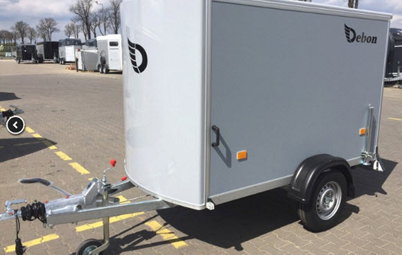 Debon Roadster 255 Plywood  / 1300kg
