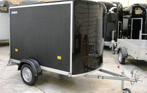 Debon Roadster 255 Plywood  / 1300kg