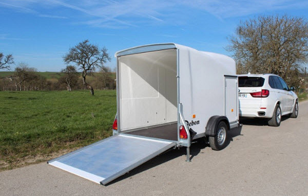 Debon Cargo 1300 Polyester wit + zijdeur / 1300kg