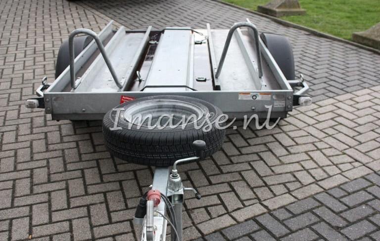Motortrailer 2 motoren ongeremd / nr 5