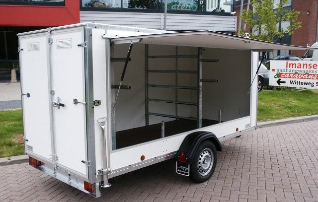 Surfplank gesloten aanhangwagen